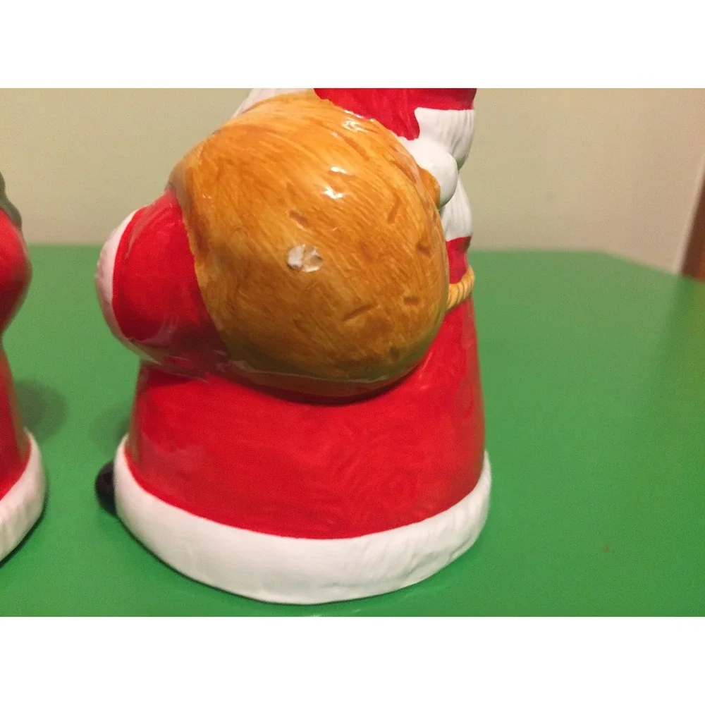 New Santa Salt Pepper Shakers Christmas Kitchen Holiday No Box